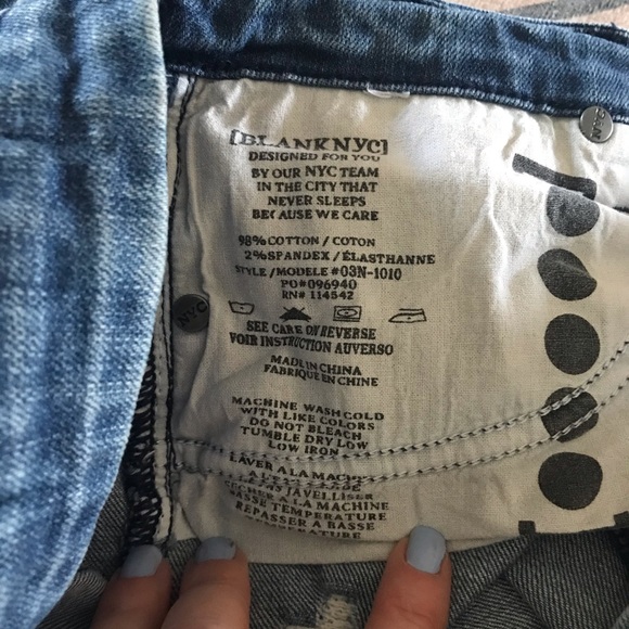 • PRICE FIRM ‼️  BLANK NYC | 29 | Distressed | Step-hem - Picture 10 of 12